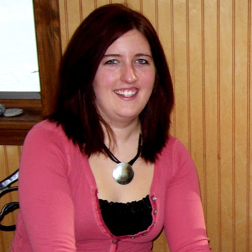 Amy Russell Photo 45