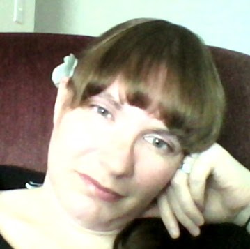 Elizabeth Duquette Photo 5