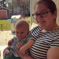 Jennifer Perrine Photo 15