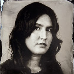 Elizabeth Curtis Photo 17