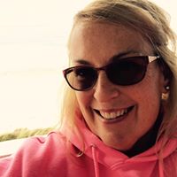 Kelly Robison Photo 19