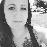 Candice Powers Photo 8