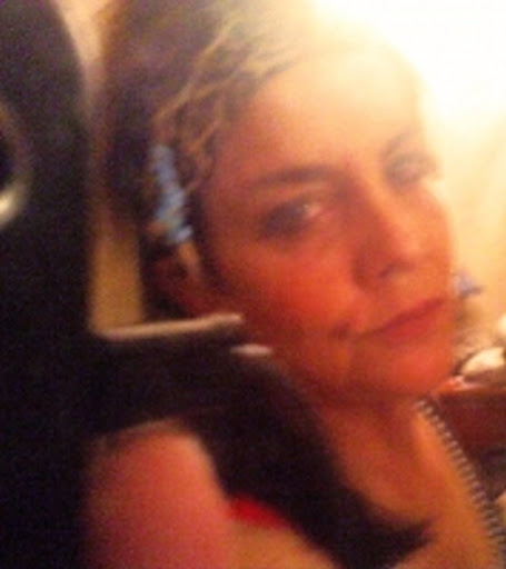 Kelly Rhodes Photo 31