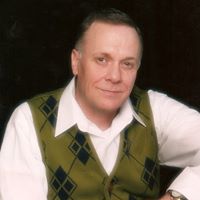 Stephen Martin Photo 22