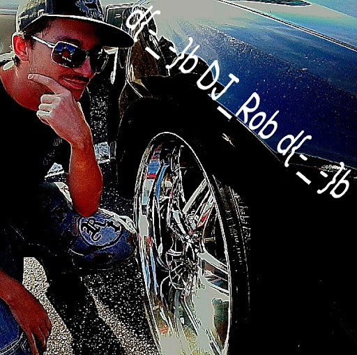 Robert Lowe Photo 23