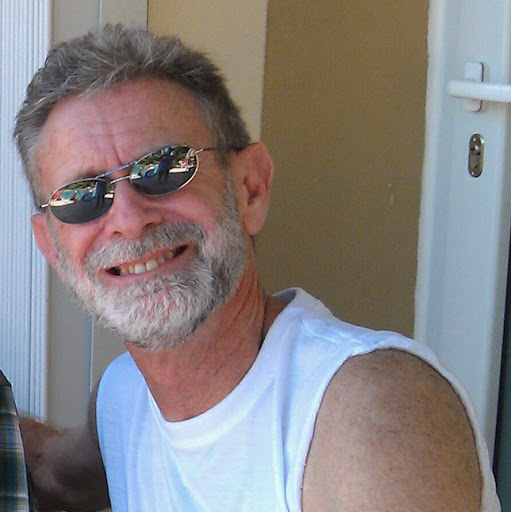 Jeffrey Bloom Photo 19
