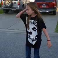 Amber Goins Photo 17