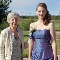 Pauline Robertson Photo 31