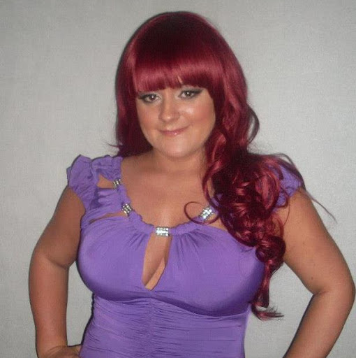 Samantha Barbour Photo 7