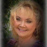 Kim Barbour Photo 14