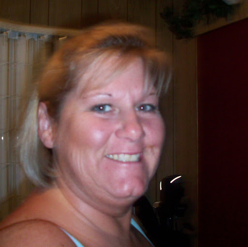Lynn Brown Photo 20
