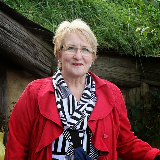 Annette Clark Photo 19