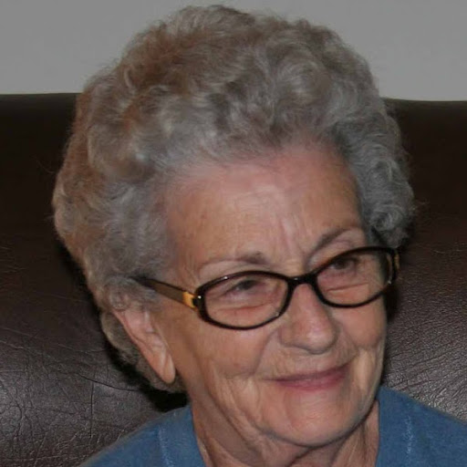 Janet Barlow Photo 34