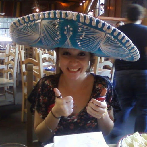 Samantha Averill Photo 3