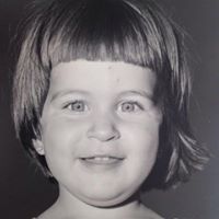 Julie Arsenault Photo 40