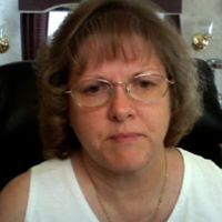 Vicky Strickland Photo 14