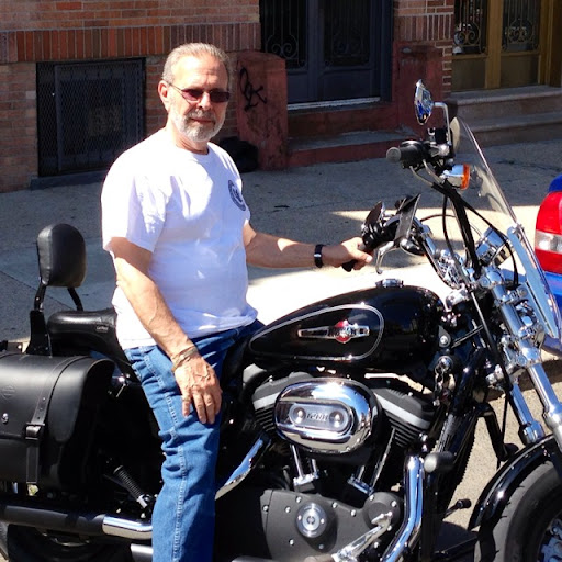 Jeffrey Gold Photo 24