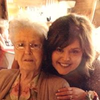 Debbie Kemp Photo 28