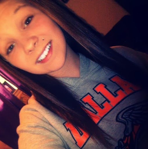 Lindsey Vinson Photo 18