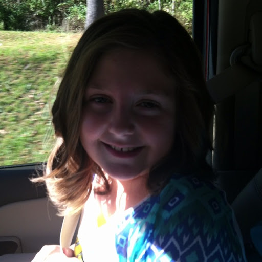 Sarah Roach Photo 33