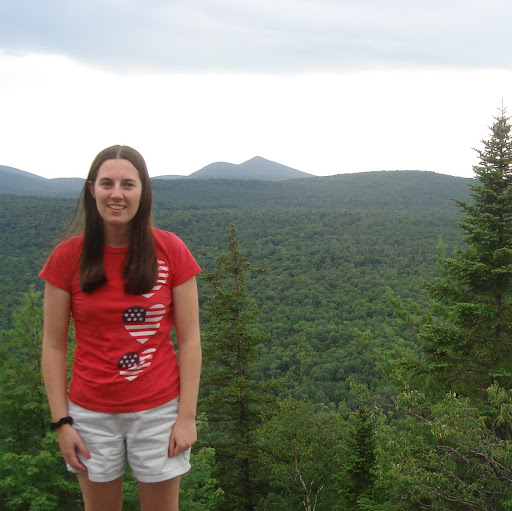 Caroline Cross Photo 18