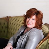 Shannon Spencer Photo 20