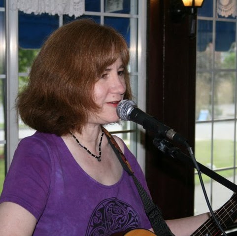 Janet Beatrice Photo 10