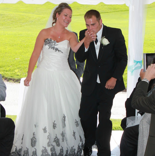 Angela Allison Photo 15