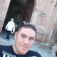 Cesar Parra Photo 24