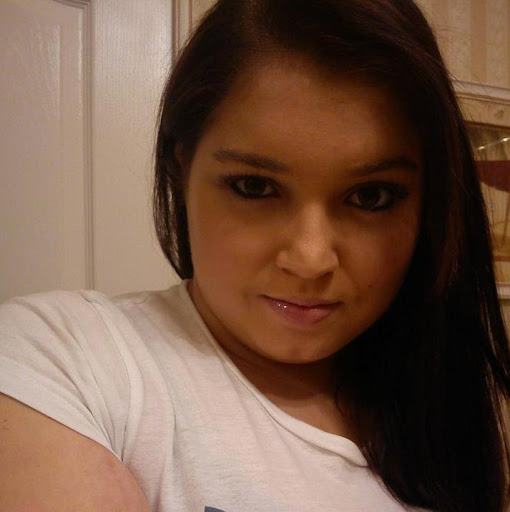 Renee Kelly Photo 17