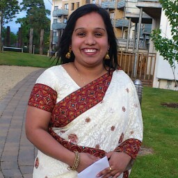 Janet Michael Photo 41