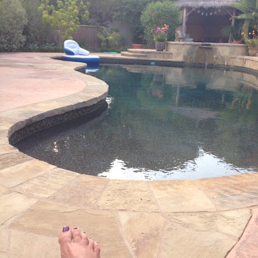 Carolyn Hartley Photo 35