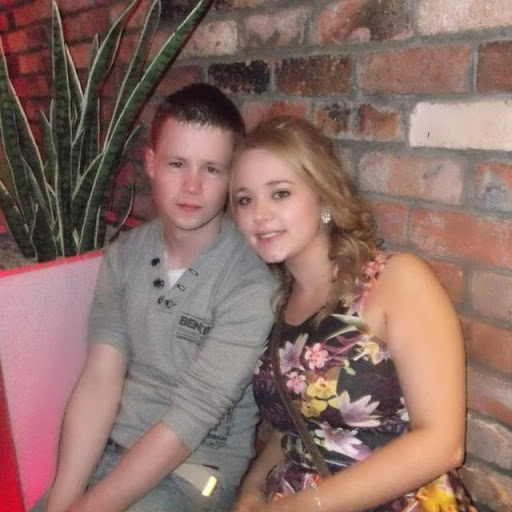 Caitlin James Photo 9