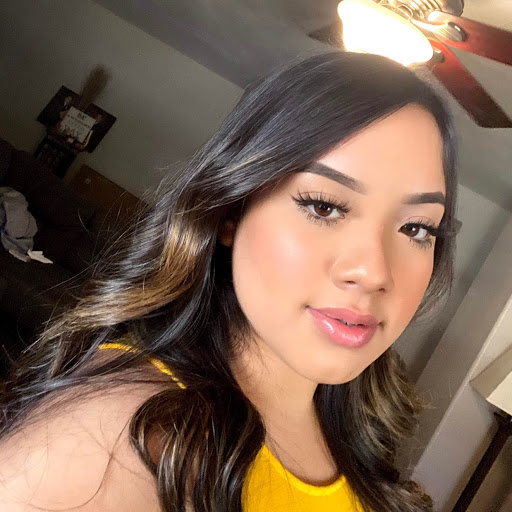 Vivian Perez Photo 4