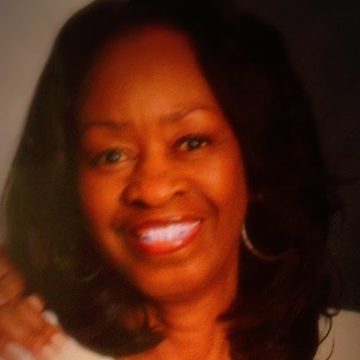 Carolyn Burns Photo 19