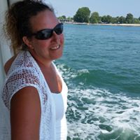 Angela Maier Photo 25