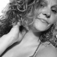 Theresa Stuart Photo 30
