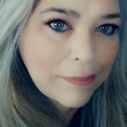 Debbie Bird Photo 19