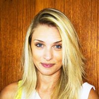 Danielle Hansen Photo 19