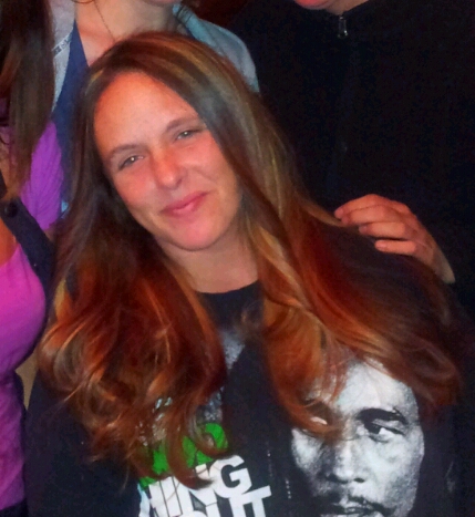 Angela Phipps Photo 34