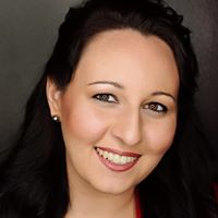 Jennifer Welsh Photo 43