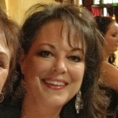 Rebecca Eaton Photo 40