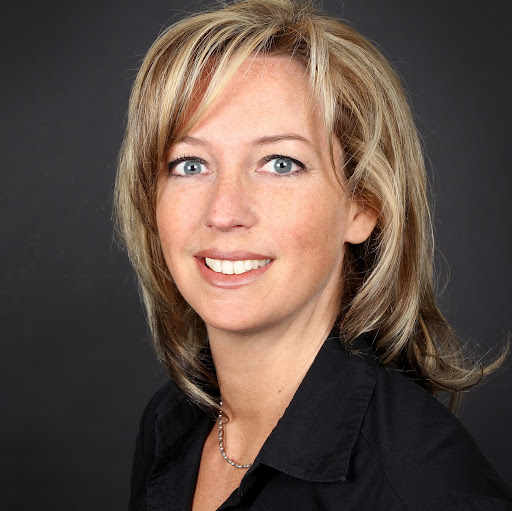 Rebecca Collett Photo 32