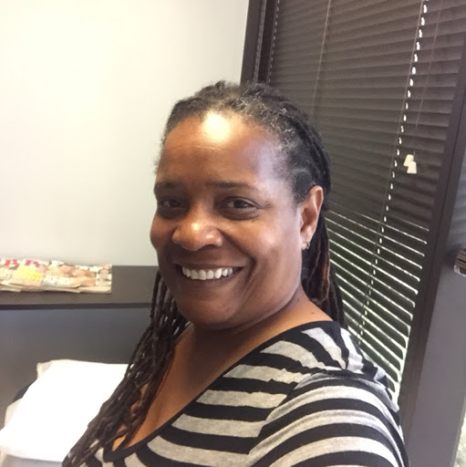 Sylvia Davis Photo 19