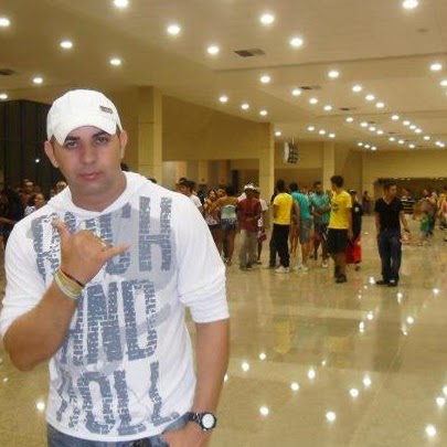 Tony Dias Photo 16