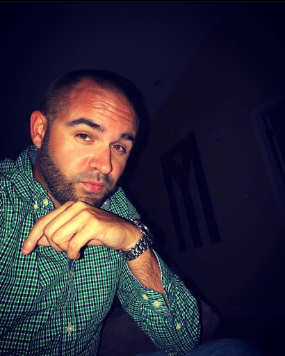 Michael Kirkland Photo 16