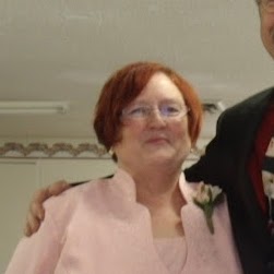 Betty Bradford Photo 19