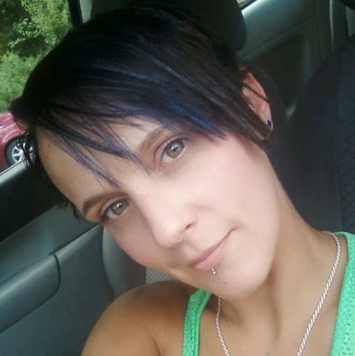 Sara Kirkpatrick Photo 31