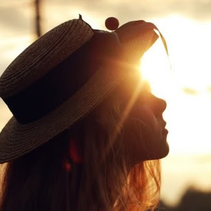 Julie Aguirre Photo 8