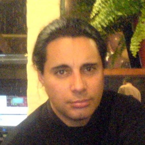 Roberto Rey Photo 20 Roberto Rey Photo 20